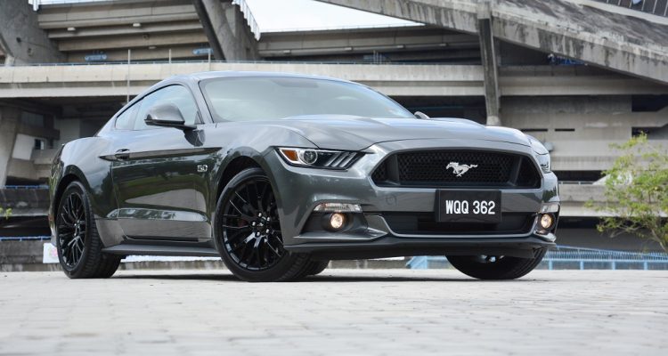 Ford Mustang\